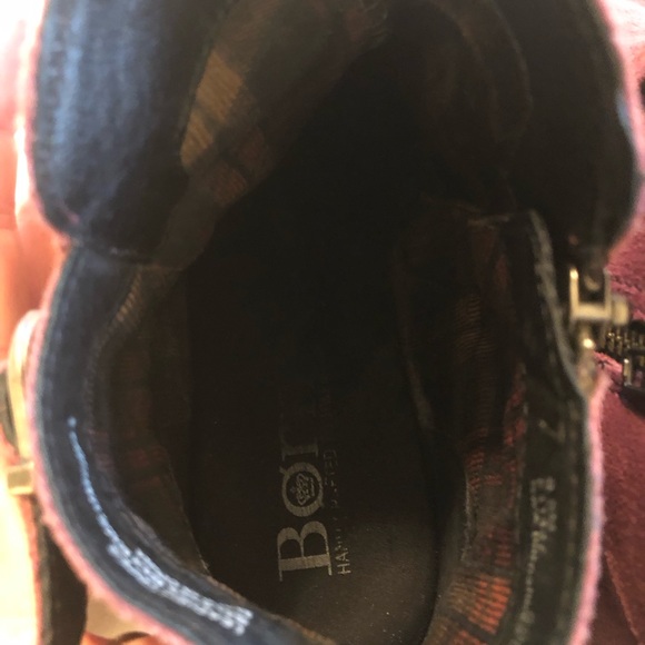 Born suede leather booties with straps and side zip. Sz 9.5 - Picture 9 of 9